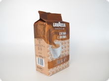 Кофе в зернах Lavazza Crema e Aroma (Лавацца Крема е Арома)  1 кг, вакуумная упаковка